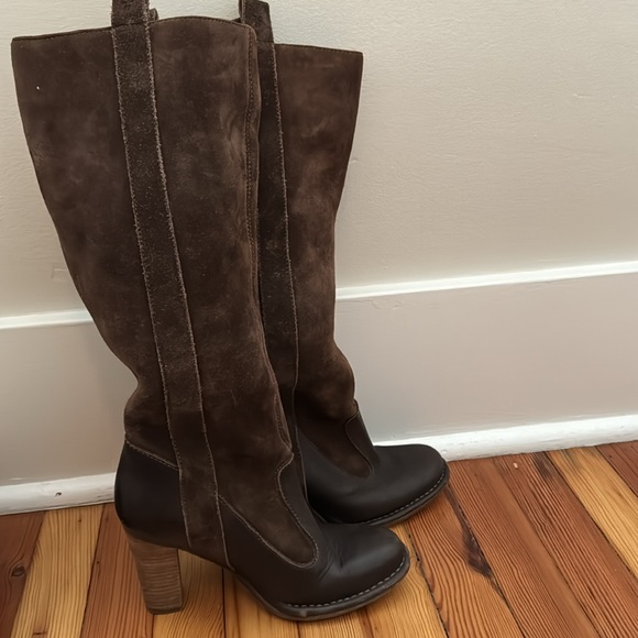Frye size 7m villager pullover boot brown suede. Leather upper leather sole. - Picture 4 of 4